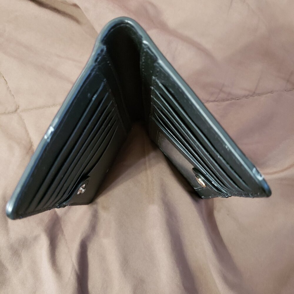 Kate Spade Wallet - Picture 6 of 15